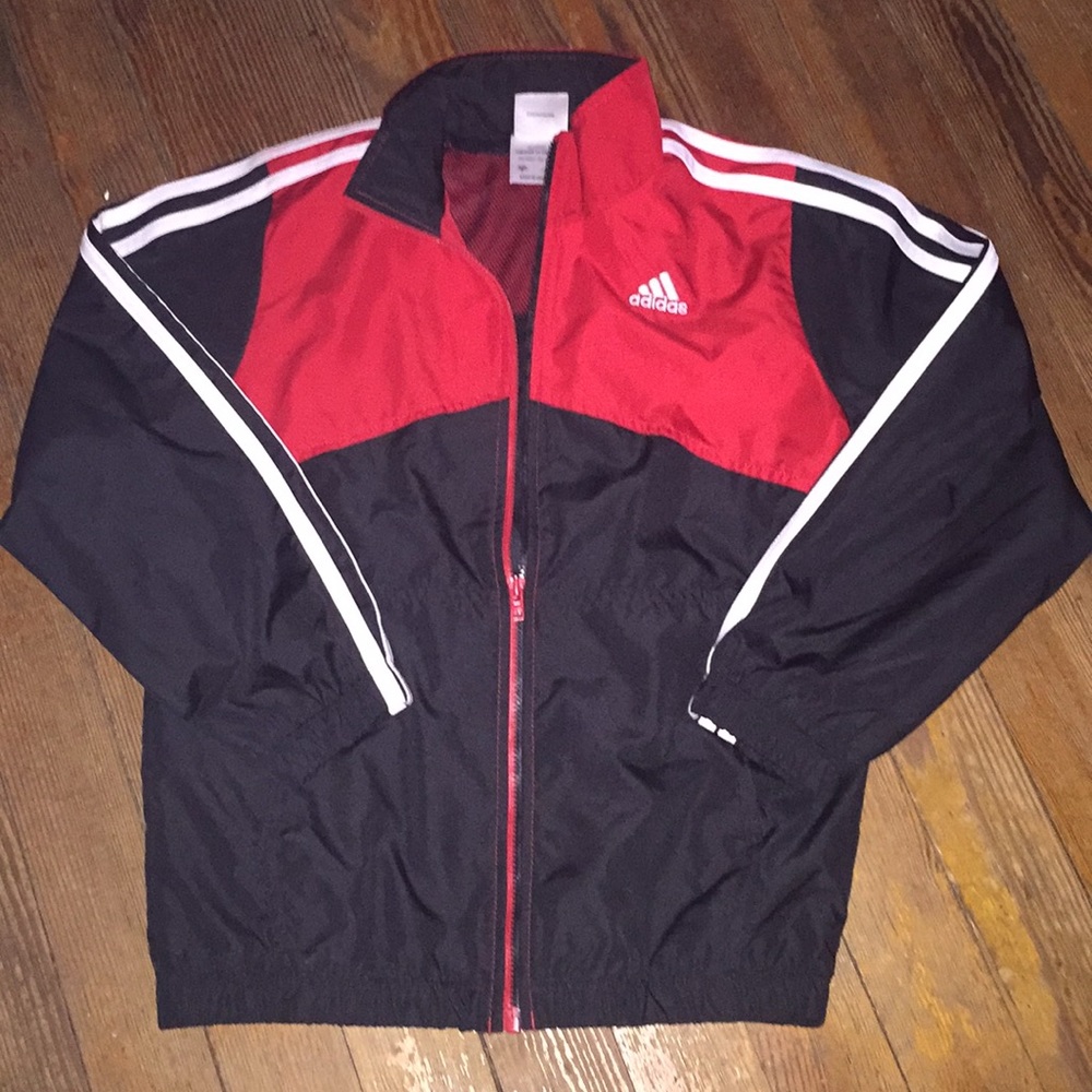 Adidas size 6/7 kids